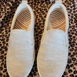 Taos Dandy Footwear Women's Natural Hemp Slip-On Sneakers 6.5